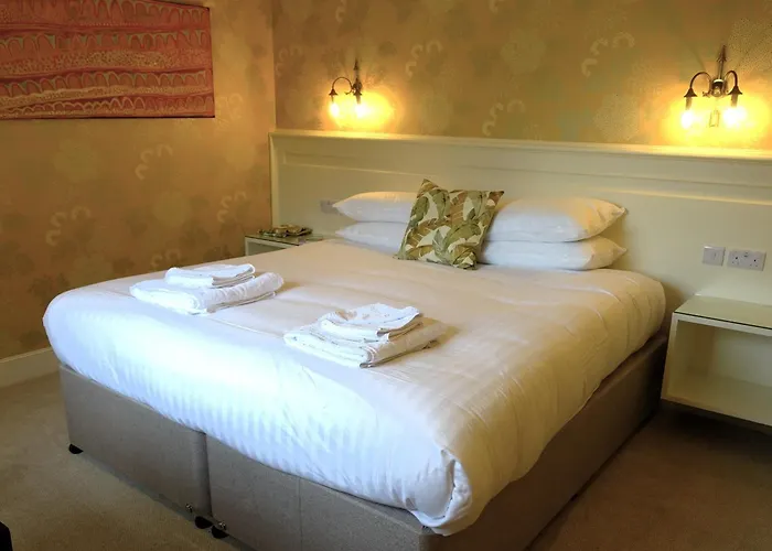 One Holyrood Hotel & Cafe
