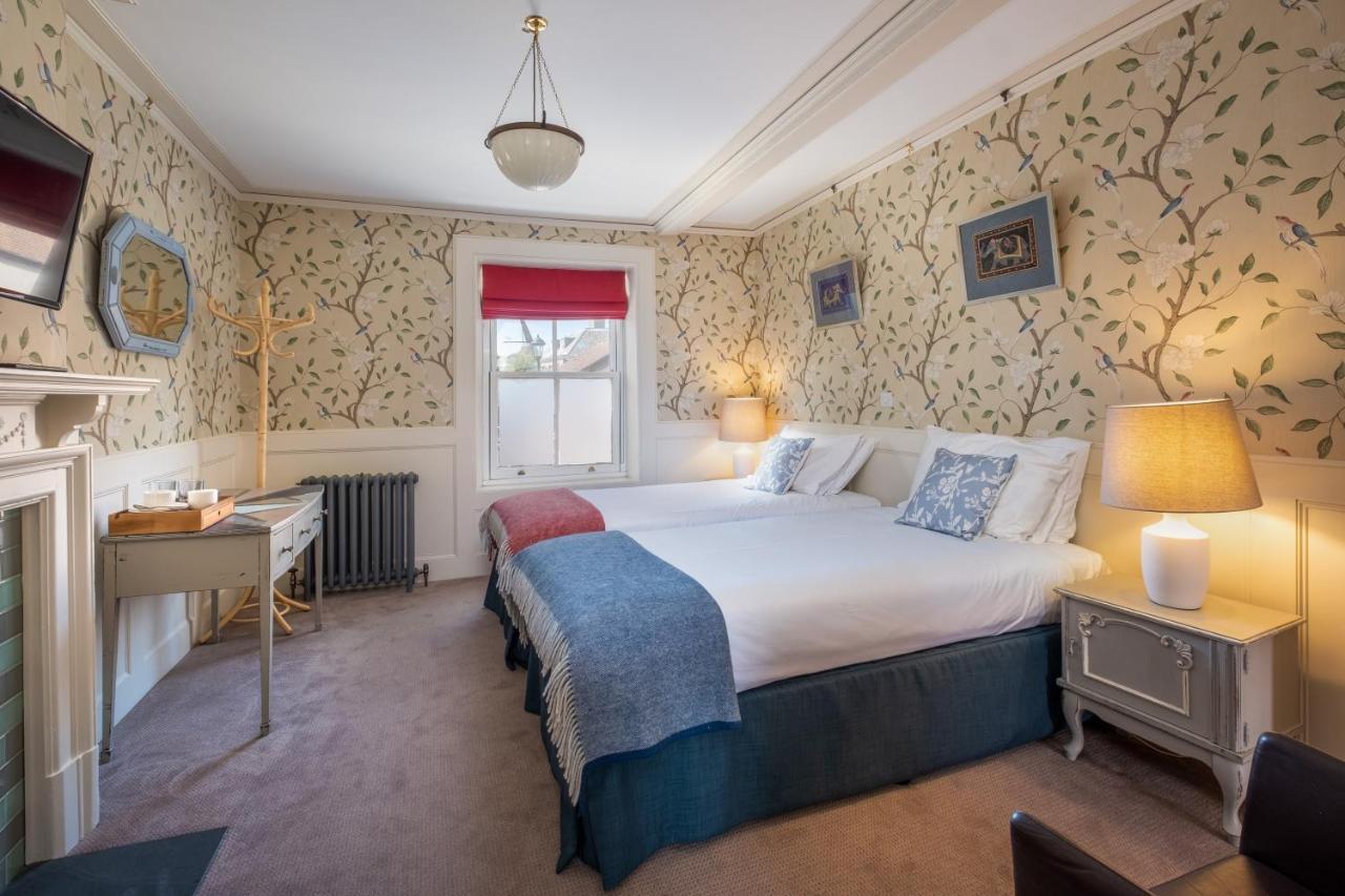 One Holyrood & Cafe Hotel 4*