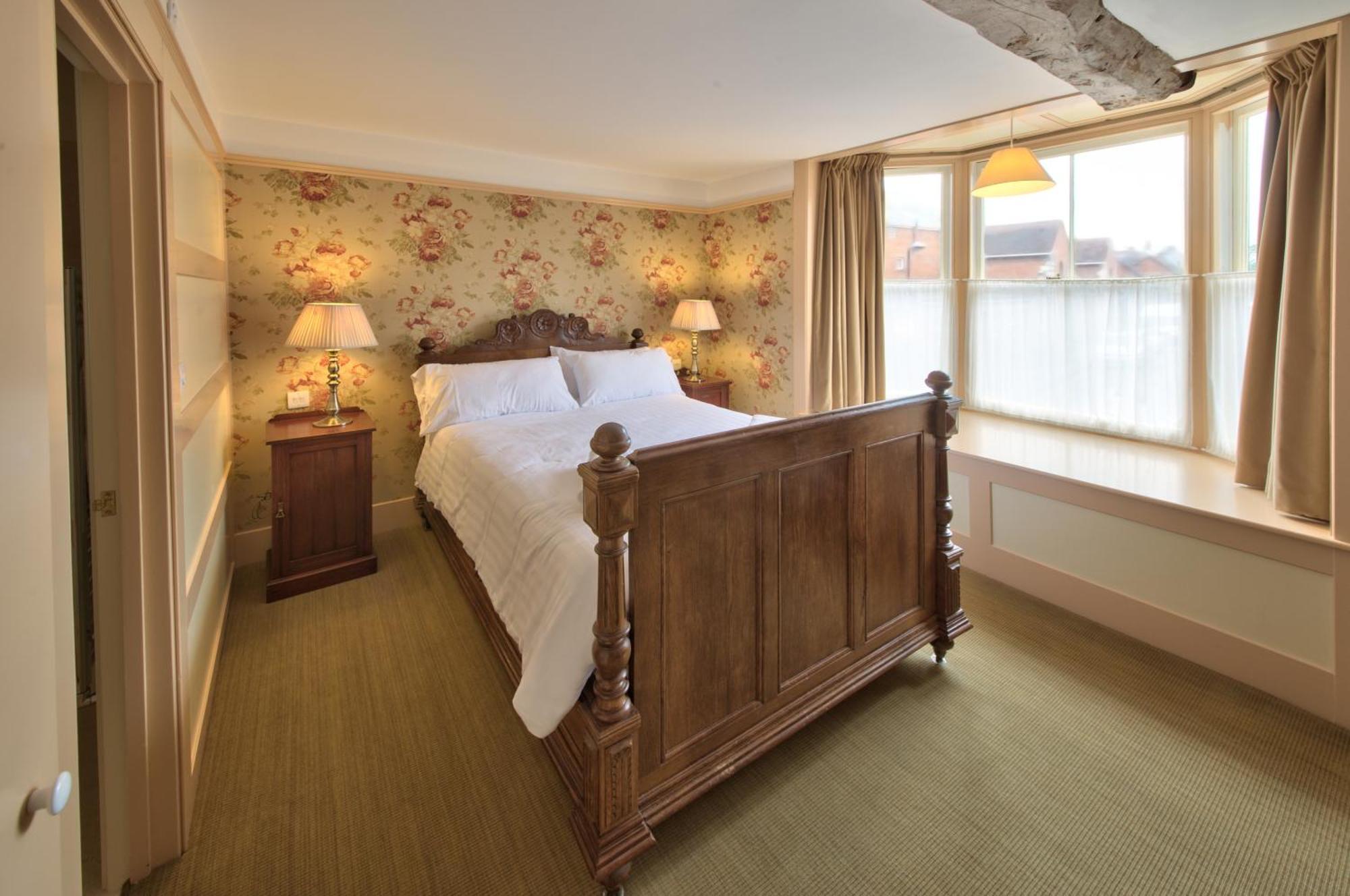 One Holyrood & Cafe Hotel
