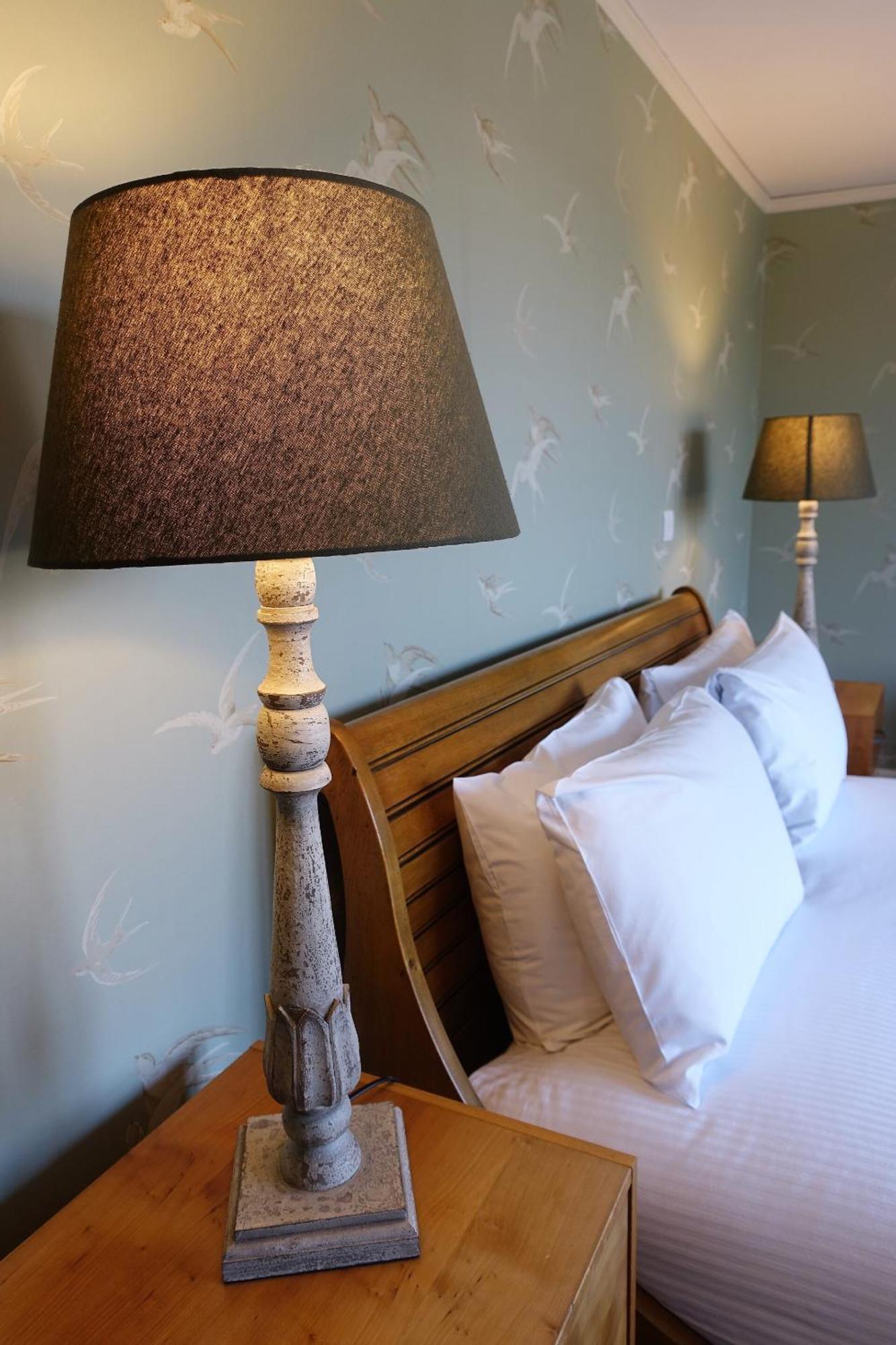 One Holyrood & Cafe 4* Newport (Isle Of Wight)